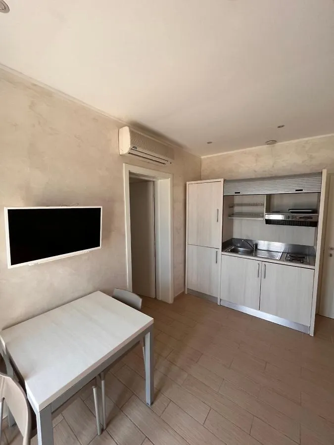 Marina Beach Aparthotel Rimini Szálloda